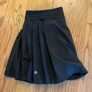 Lululemon Side-Pleat High-Rise Tennis Skirt, Size 10